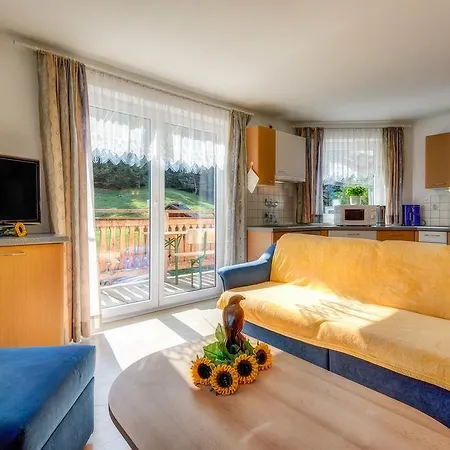 Adlerhorst سيرفاوس