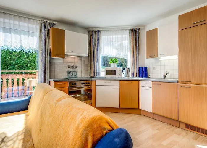 Adlerhorst * سيرفاوس